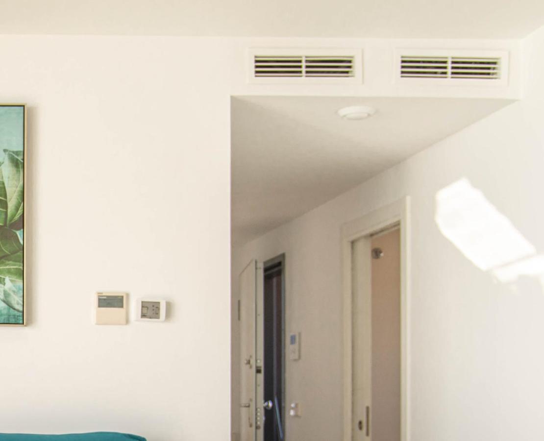 Modern Sea Front Reef Apartment Alicante Exterior photo